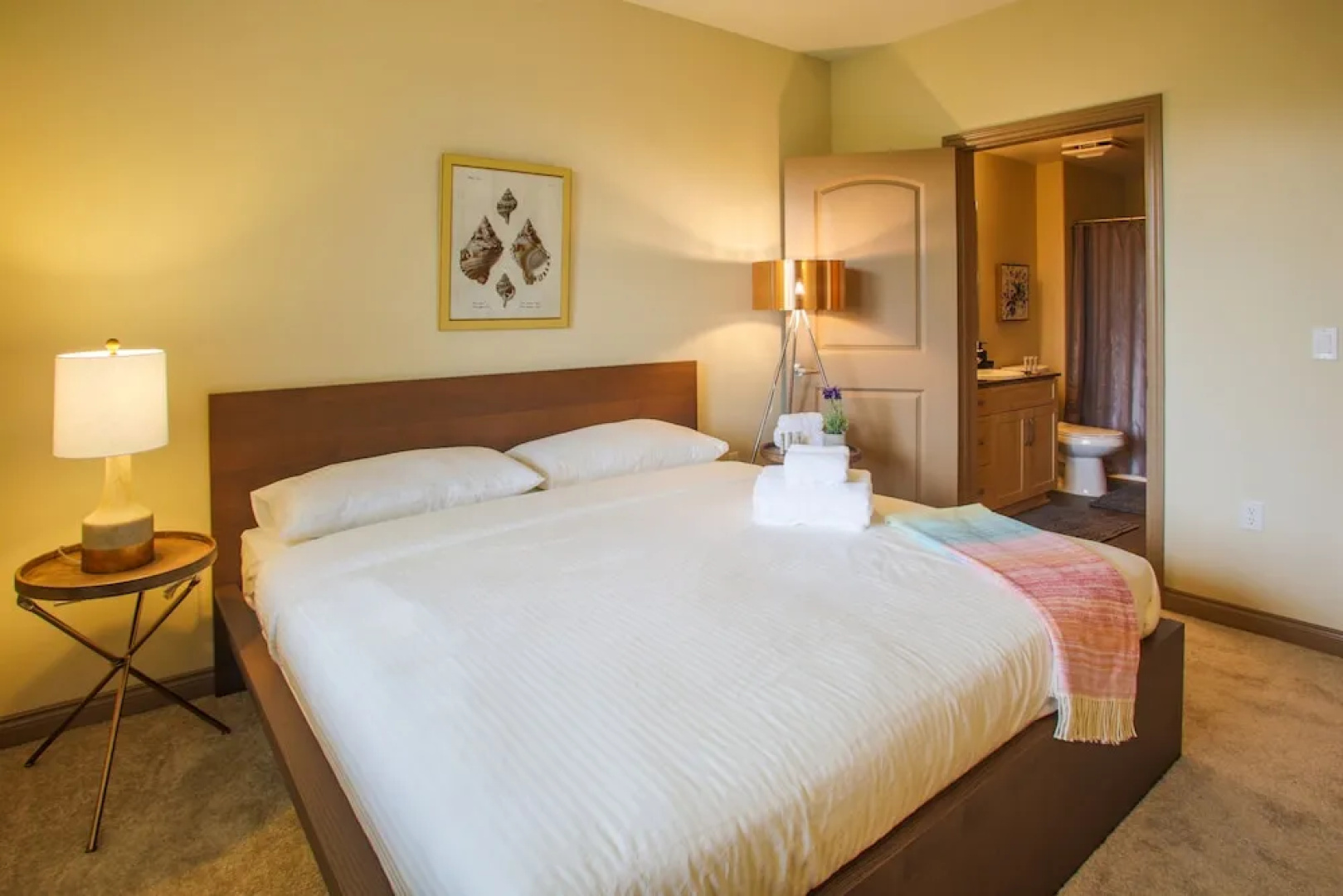 Luxury Suites Irvine