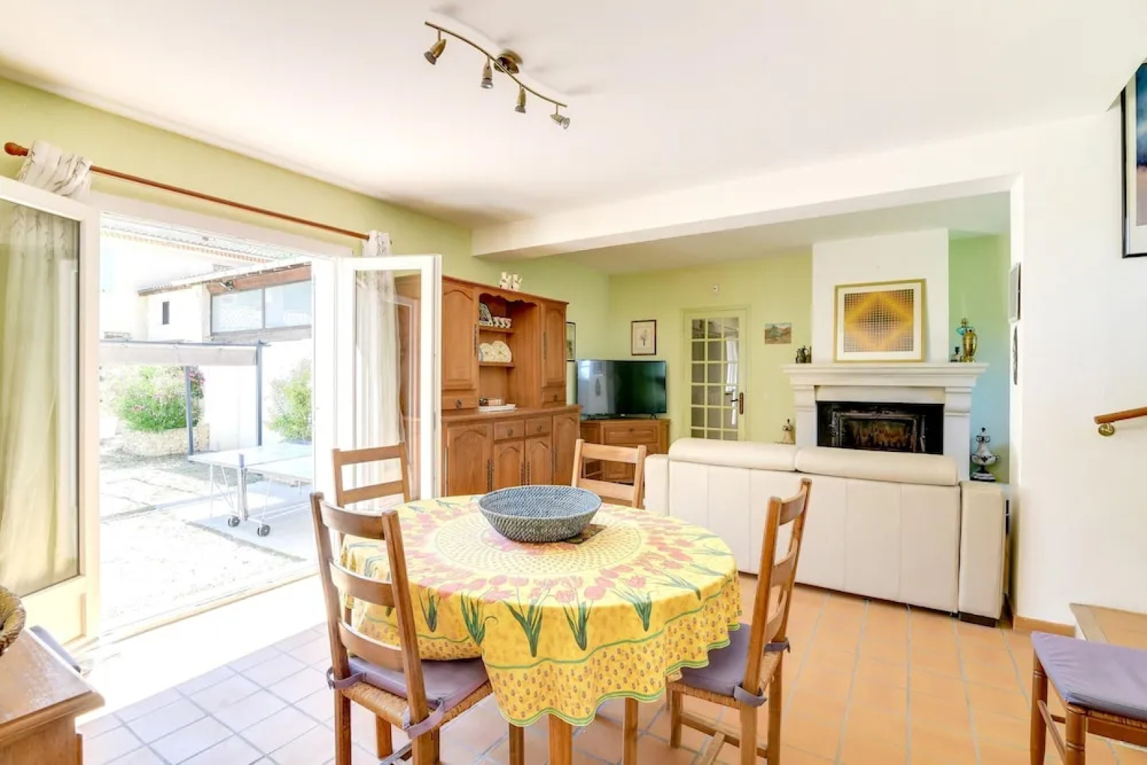 House With 3 Bedrooms in Oppède, With Wonderful Mountain View, Private