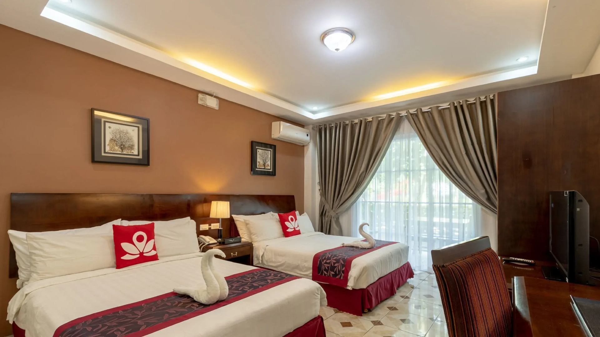 Marand Family Resort