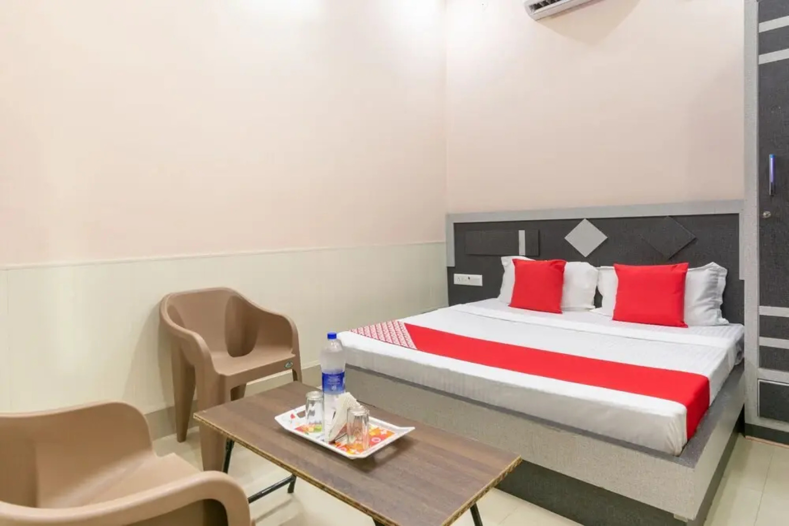 OYO 44100 Green Valley Lodge