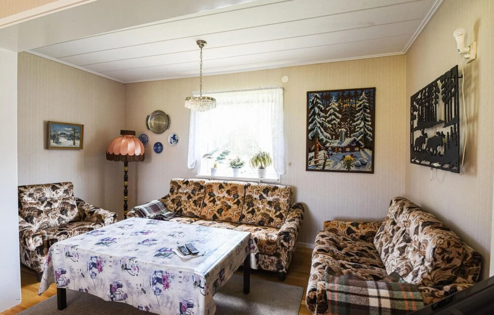 Nice Home in Vänersborg With 2 Bedrooms and Wifi