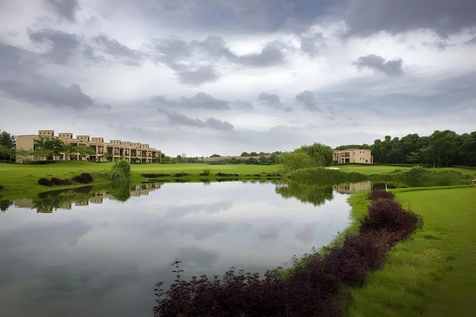 Lemon Tree Hotel Tarudhan Valley