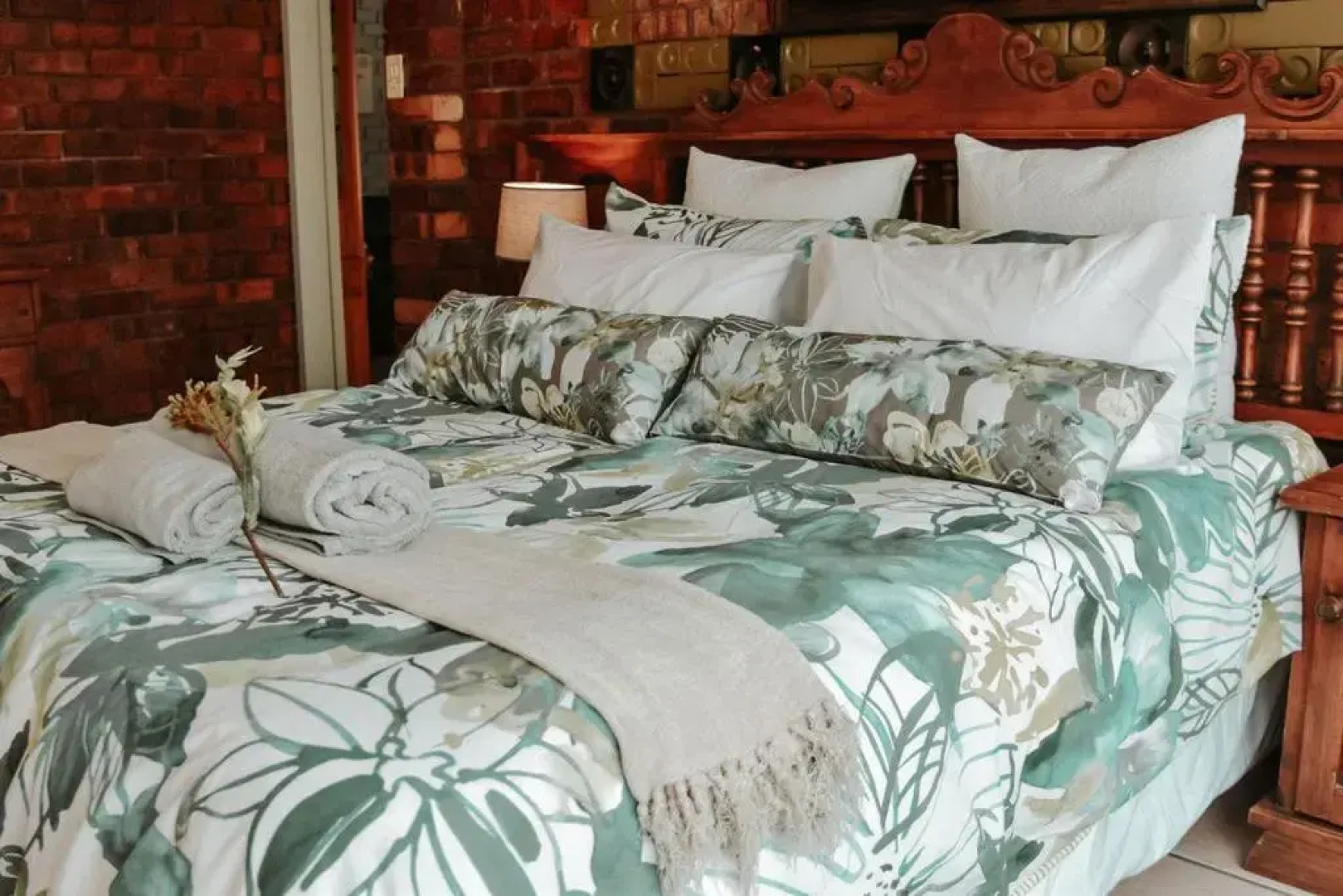 Mft Guest House