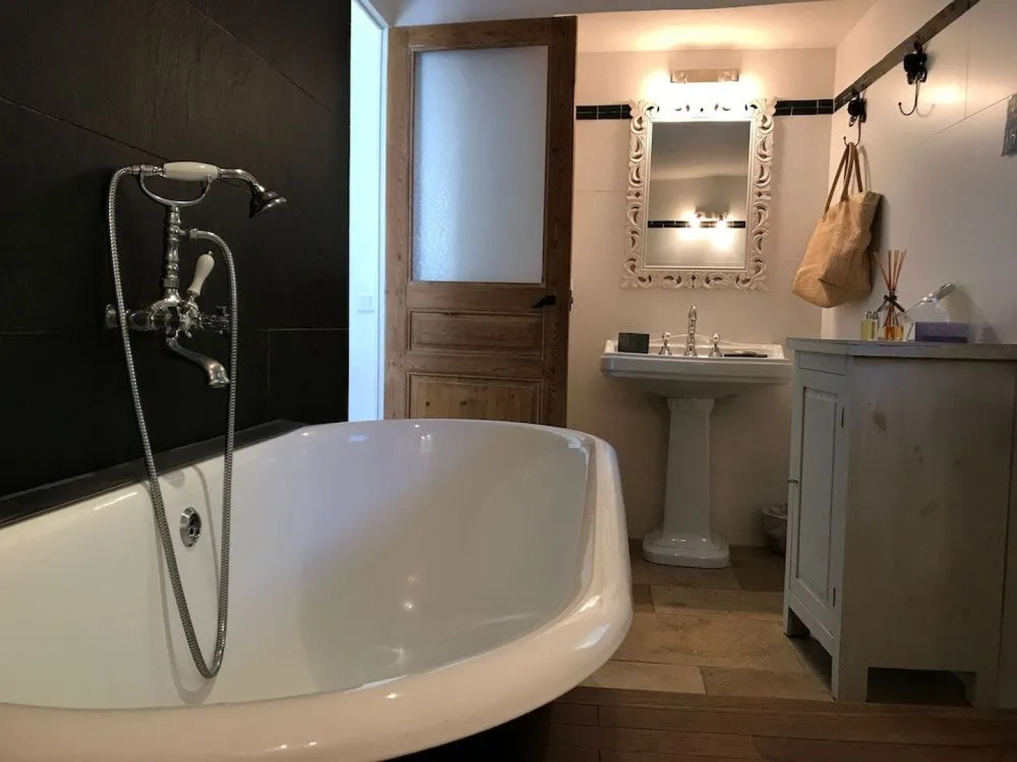 Le Moulin Des Sources