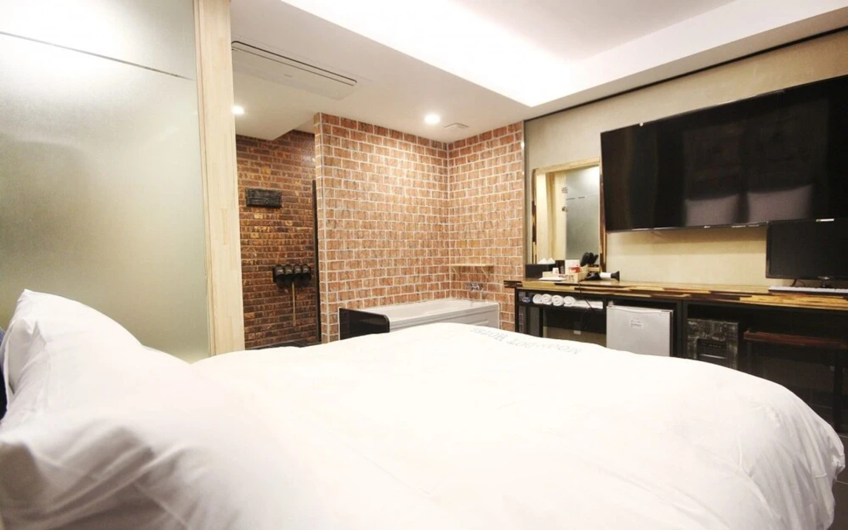 Changyeong Moon Dot Self Check-in Motel