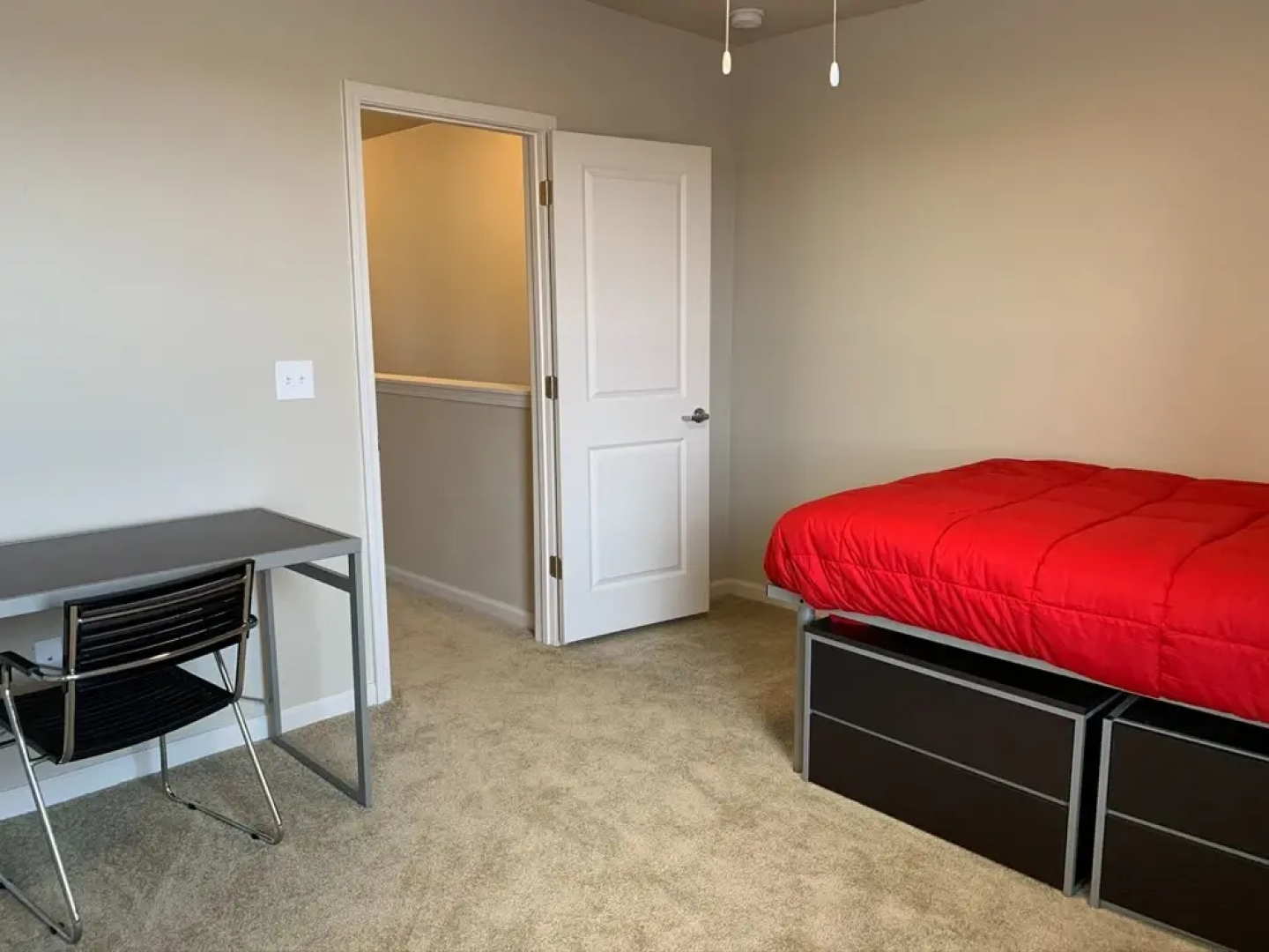 4BR Comfort House With Modern Amenities