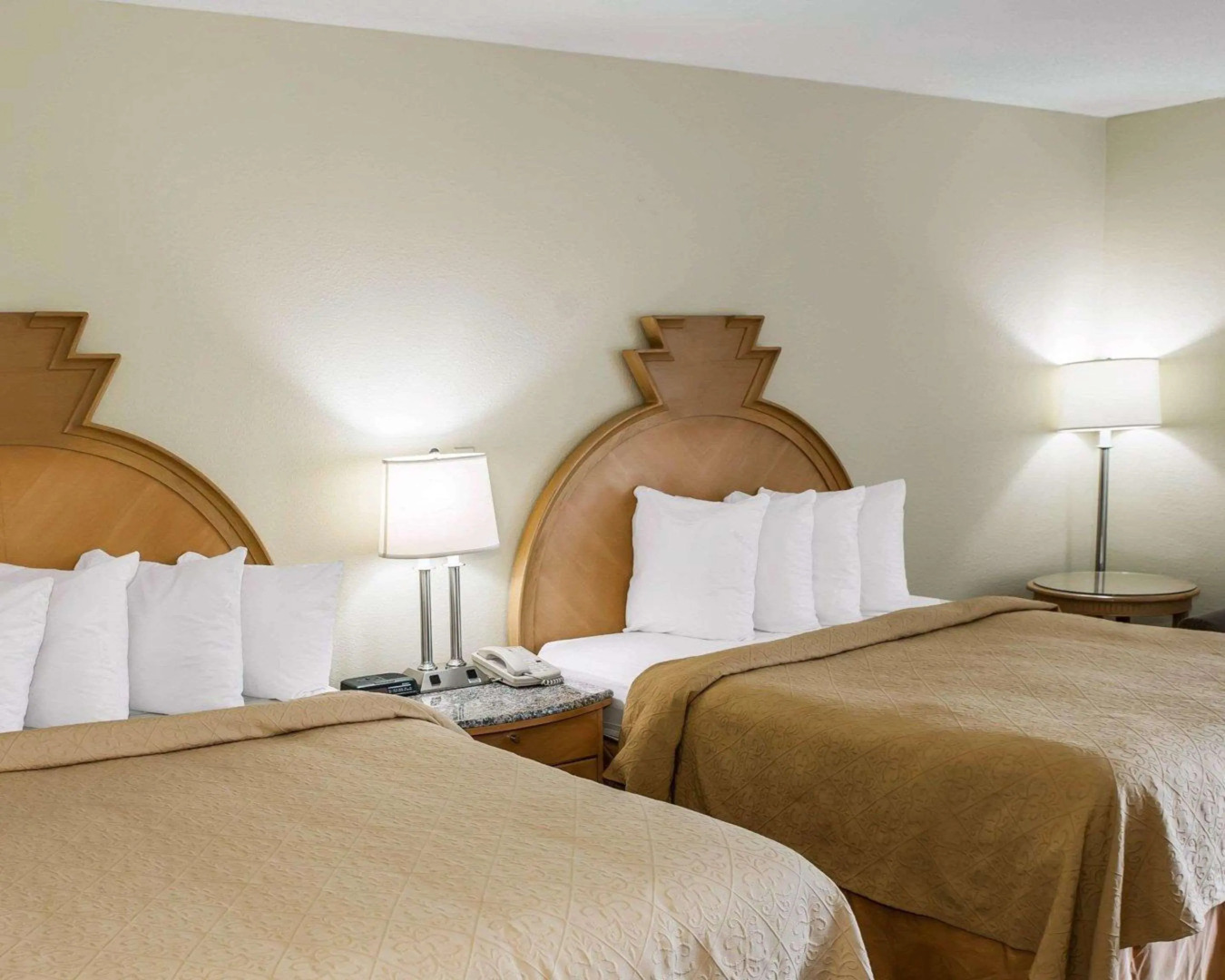 Baymont by Wyndham Greenfield