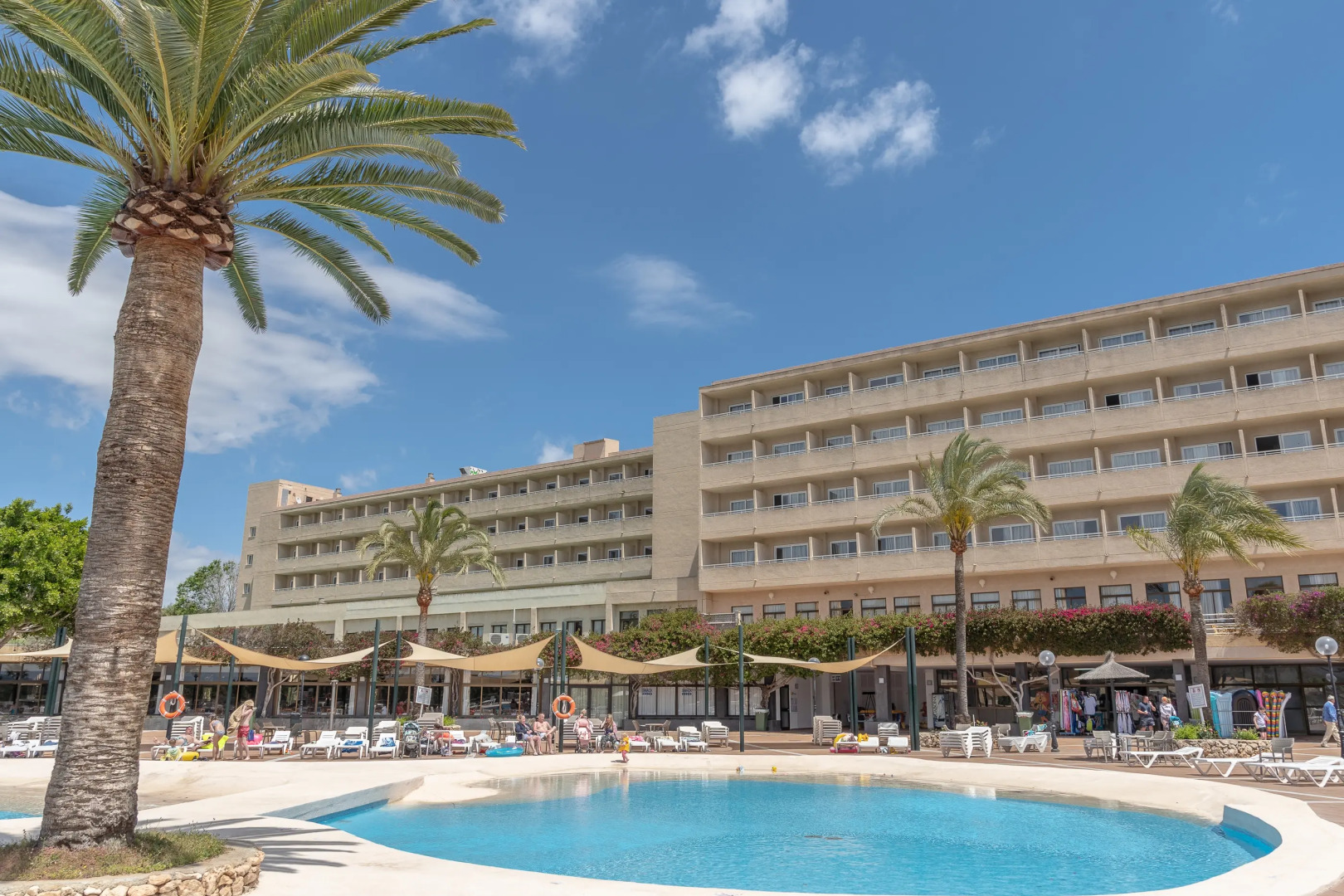 Hotel Club Cala Romaní