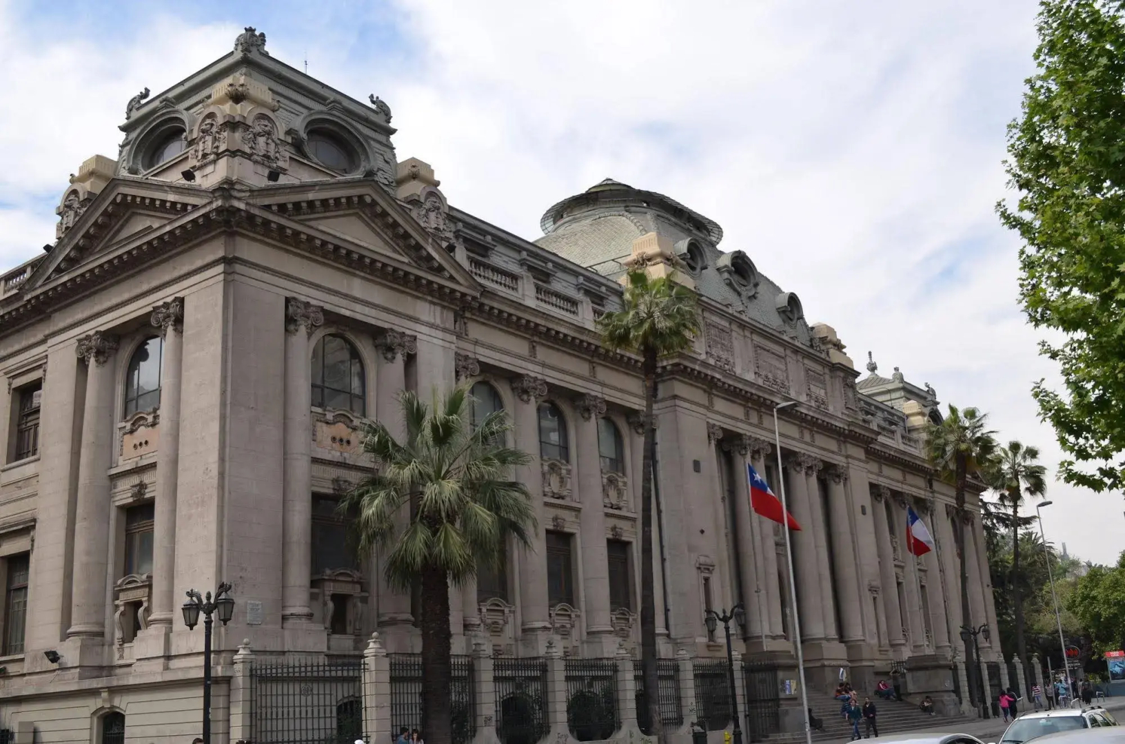 Plaza San Isidro Apartments
