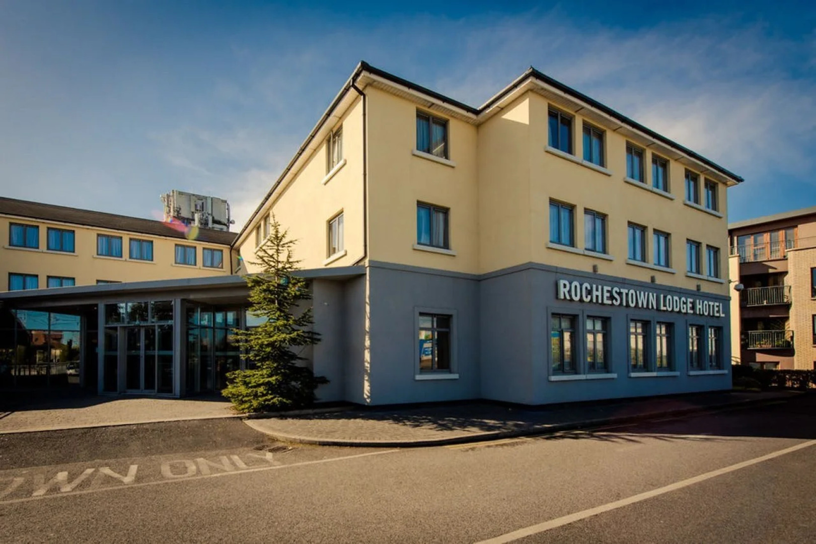 Rochestown Lodge Hotel