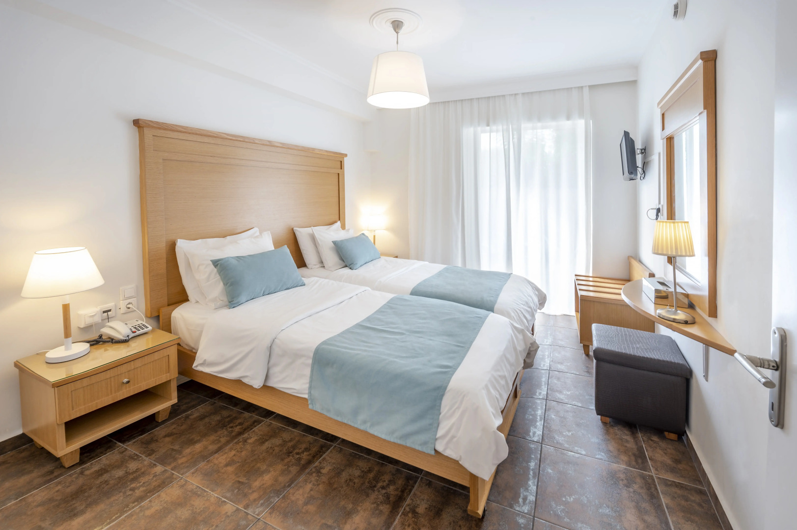 Peridis Family Resort