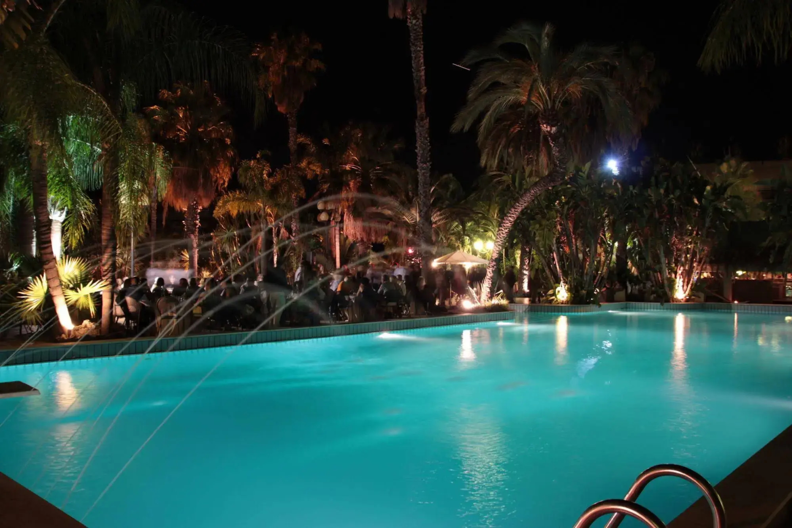 Garden Hotel