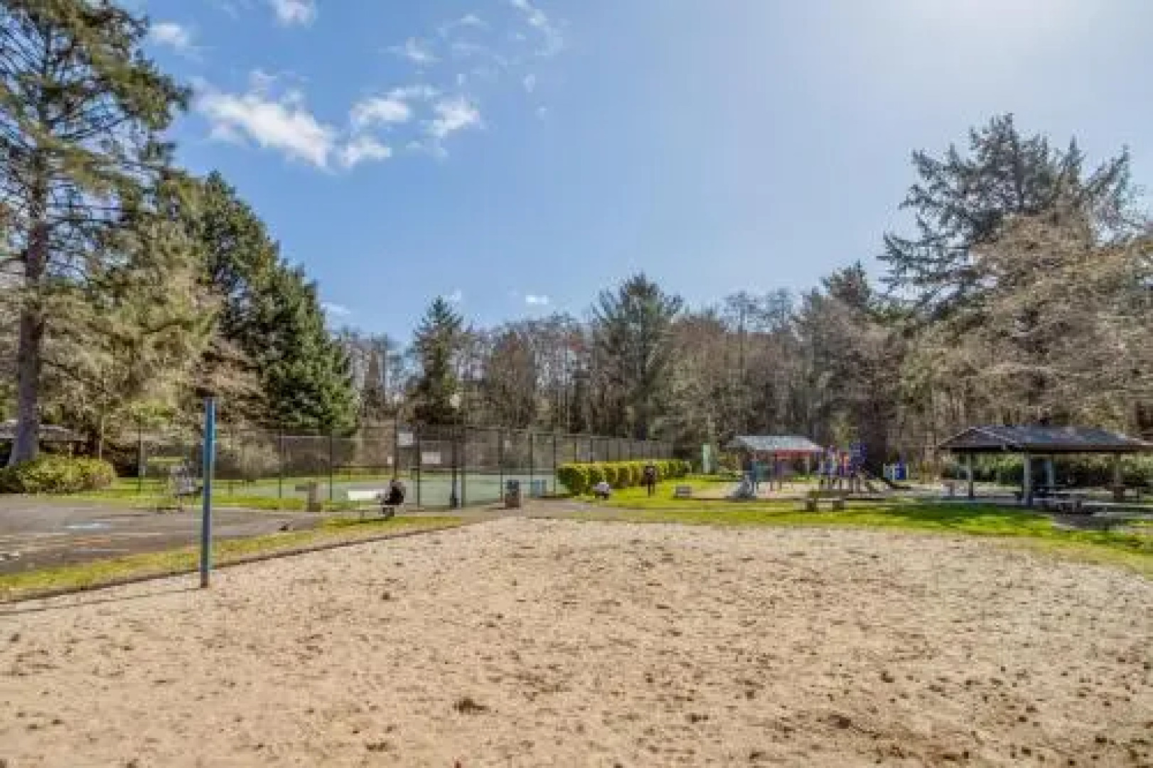 Sand Bucket House - 3 Br Home
