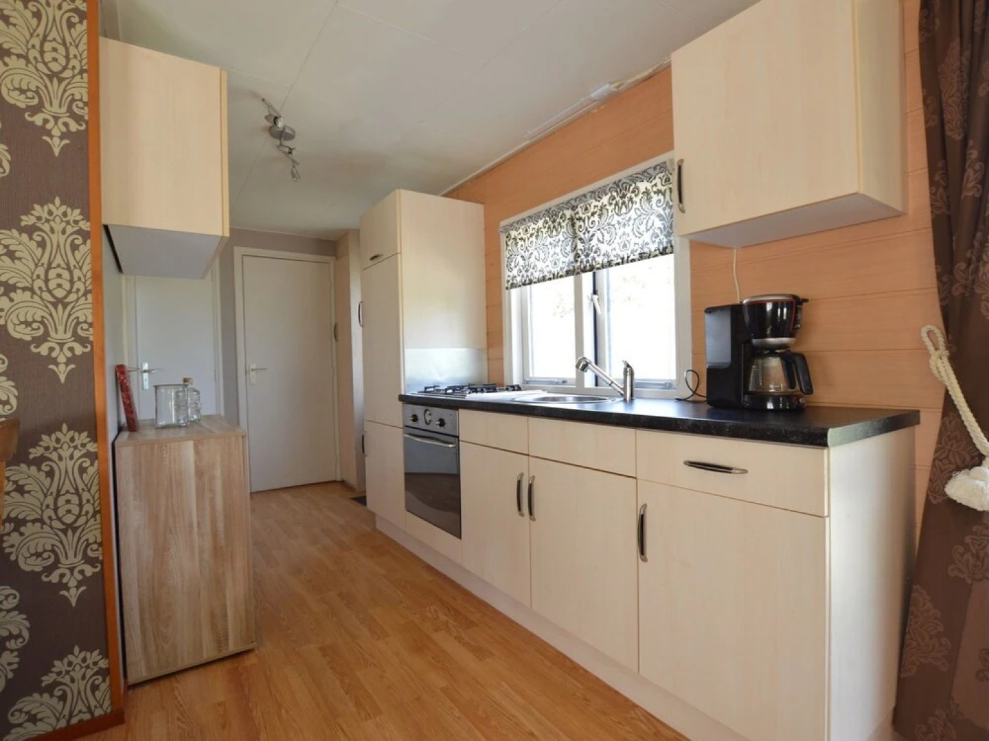 Beautiful Chalet in Gilze en Rijen by the Forest