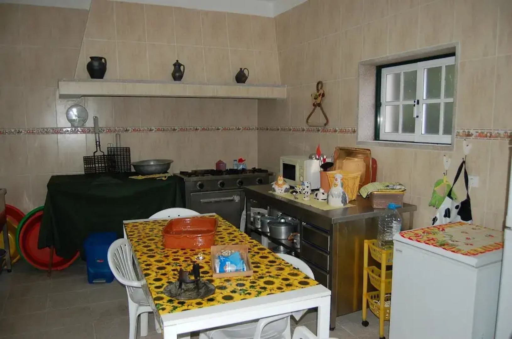 House With 4 Bedrooms in Vila Fernando, With Wonderful Mountain View, Pool Access, Furnished Garden