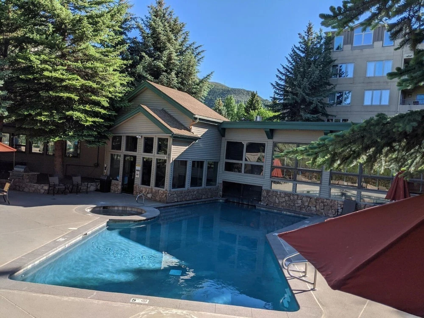 GetAways at Falcon Point Resort