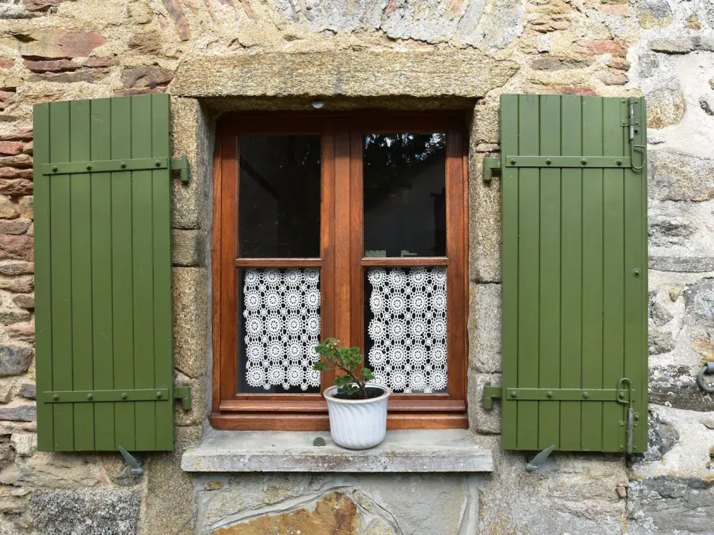 Typical Norman Farmhouse With Free Wifi, a Short Drive From the Coast