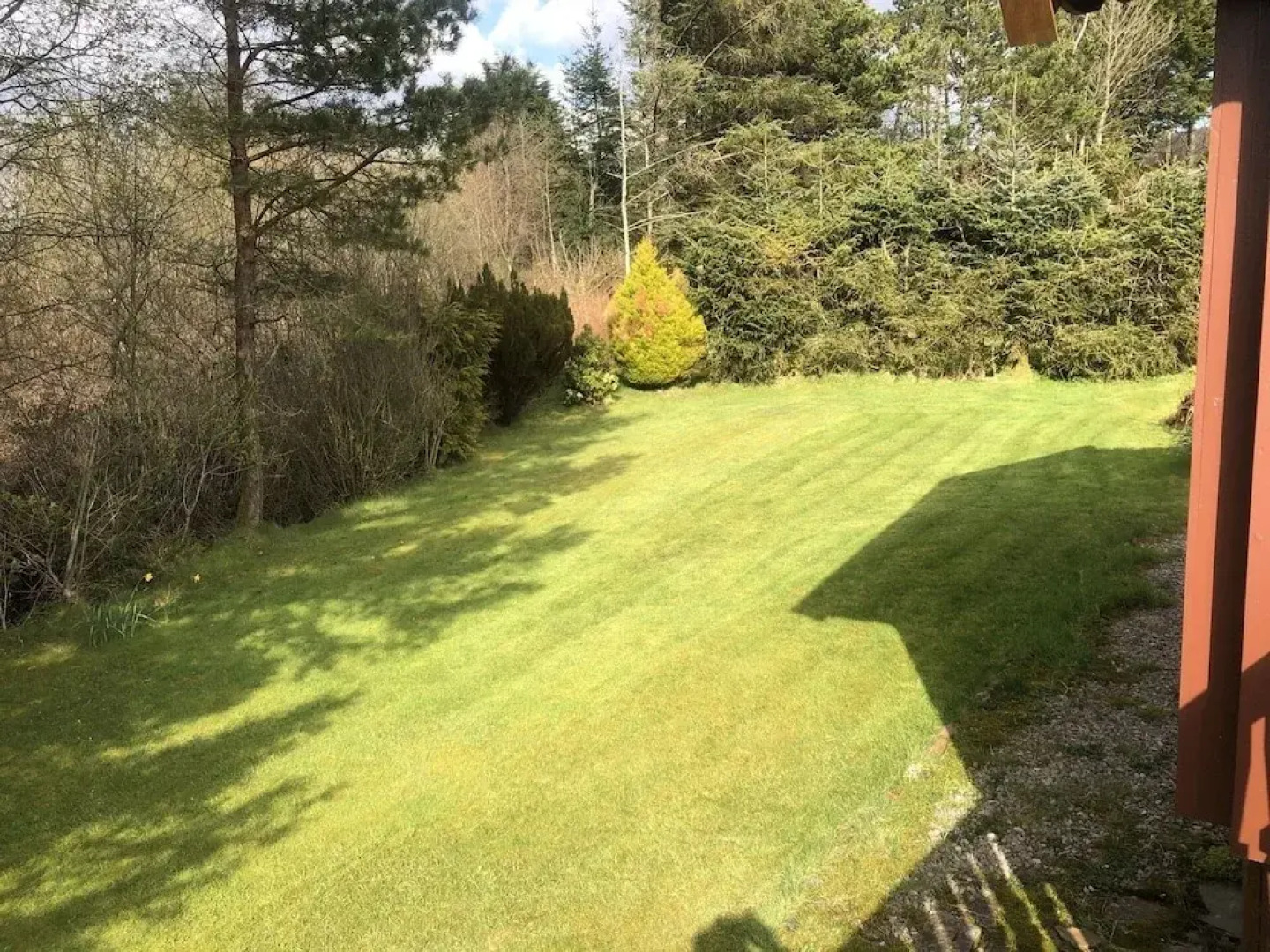 Snowdonia Log Cabin-sleeps 4-garden-pets