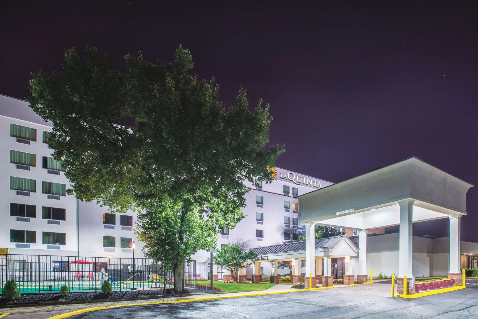 La Quinta Inn & Suites by Wyndham DC Metro Capital Beltway