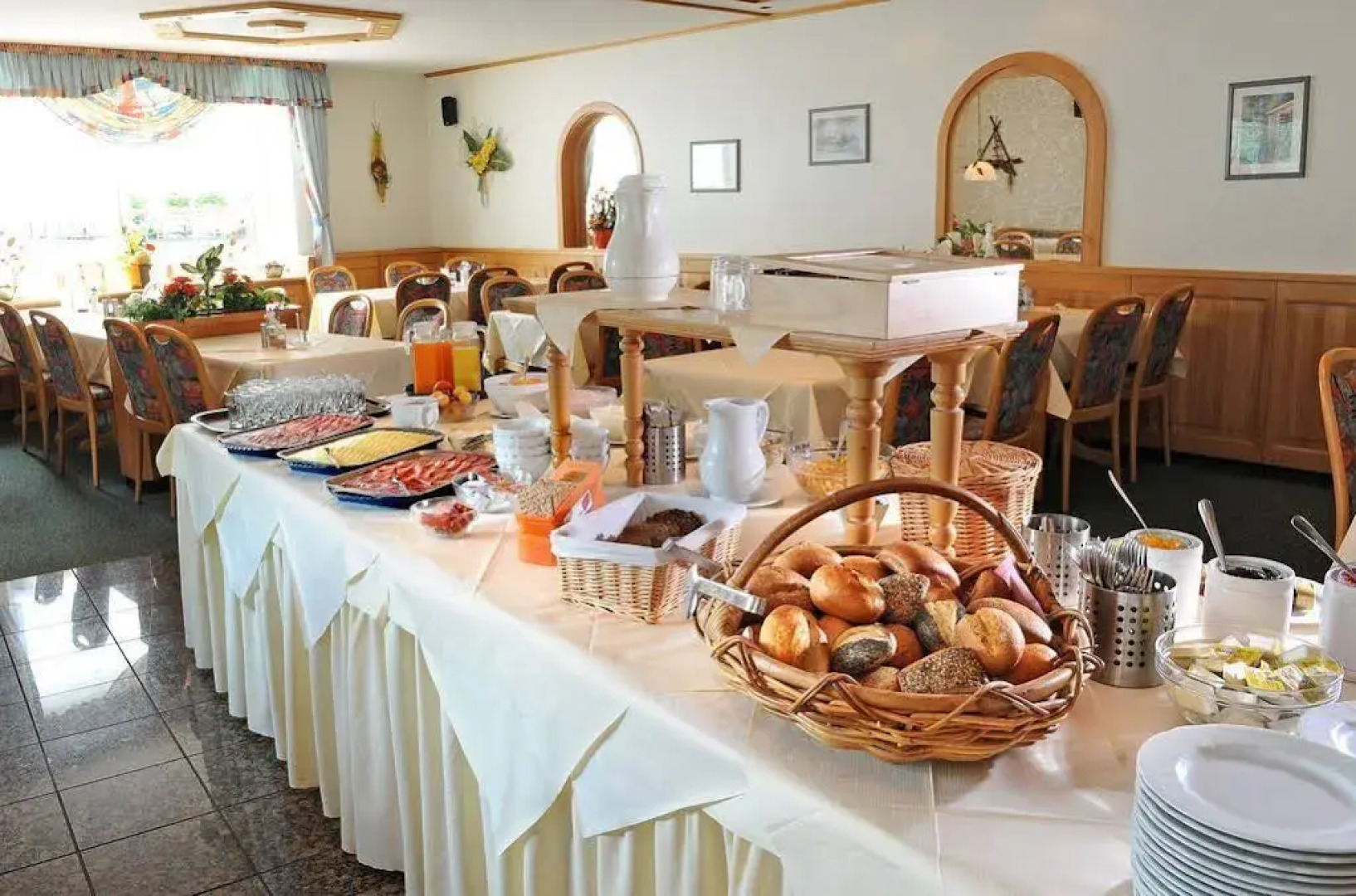 Winzerhotel - Restaurant zum Moselstrand