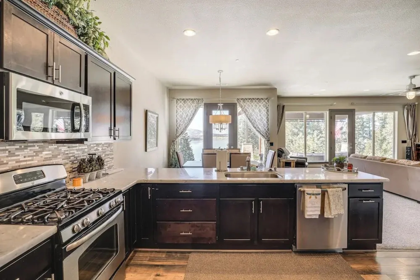 Fire Pit + Views: Serene Lake Almanor Retreat