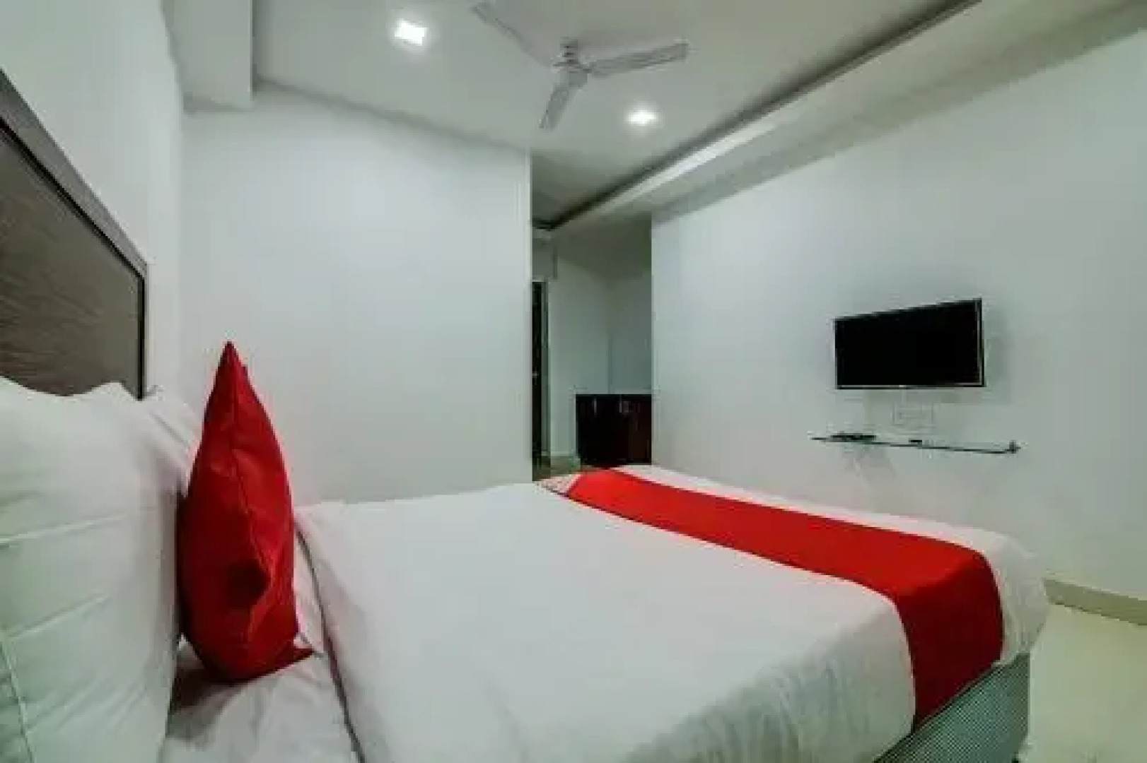 Helican Traditions Hotel