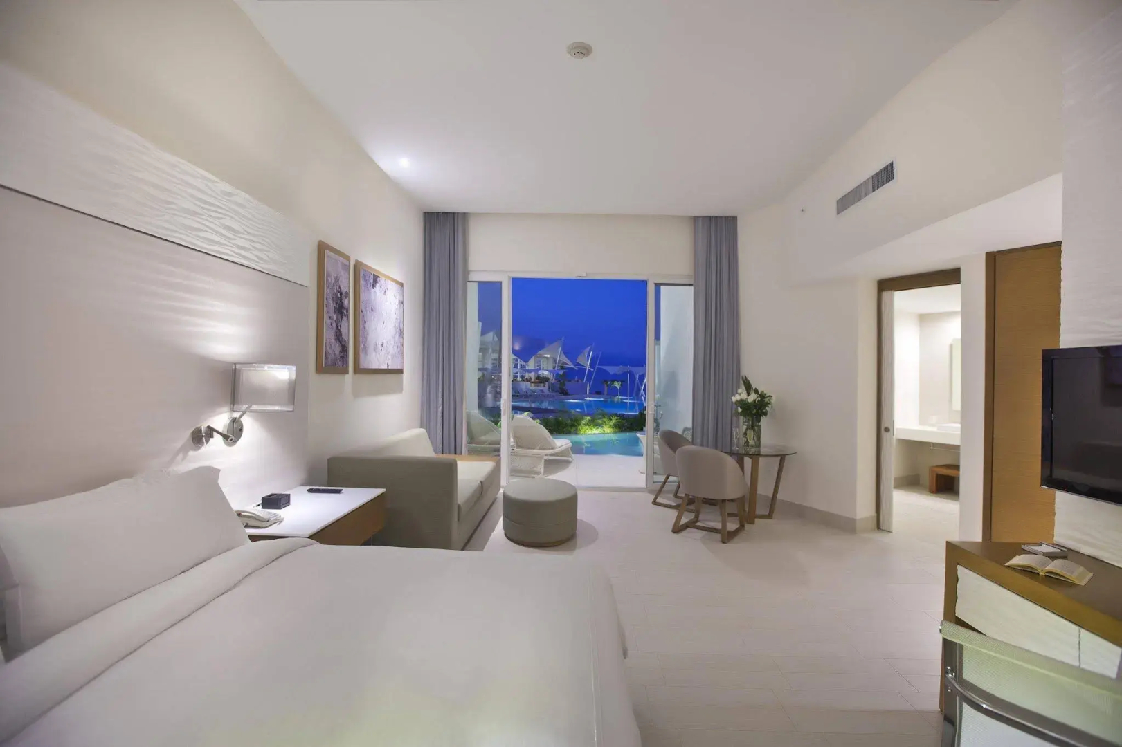 Krystal Grand Puerto Vallarta