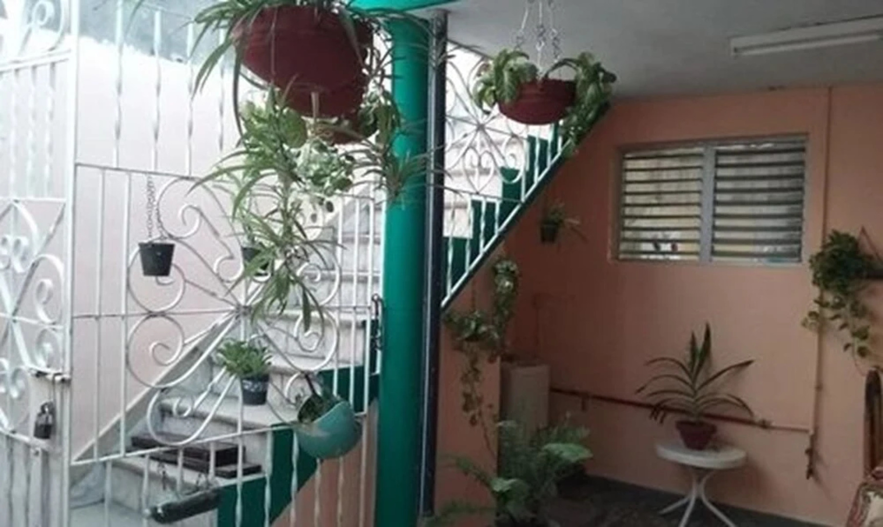 Casa de Mary & Pastor