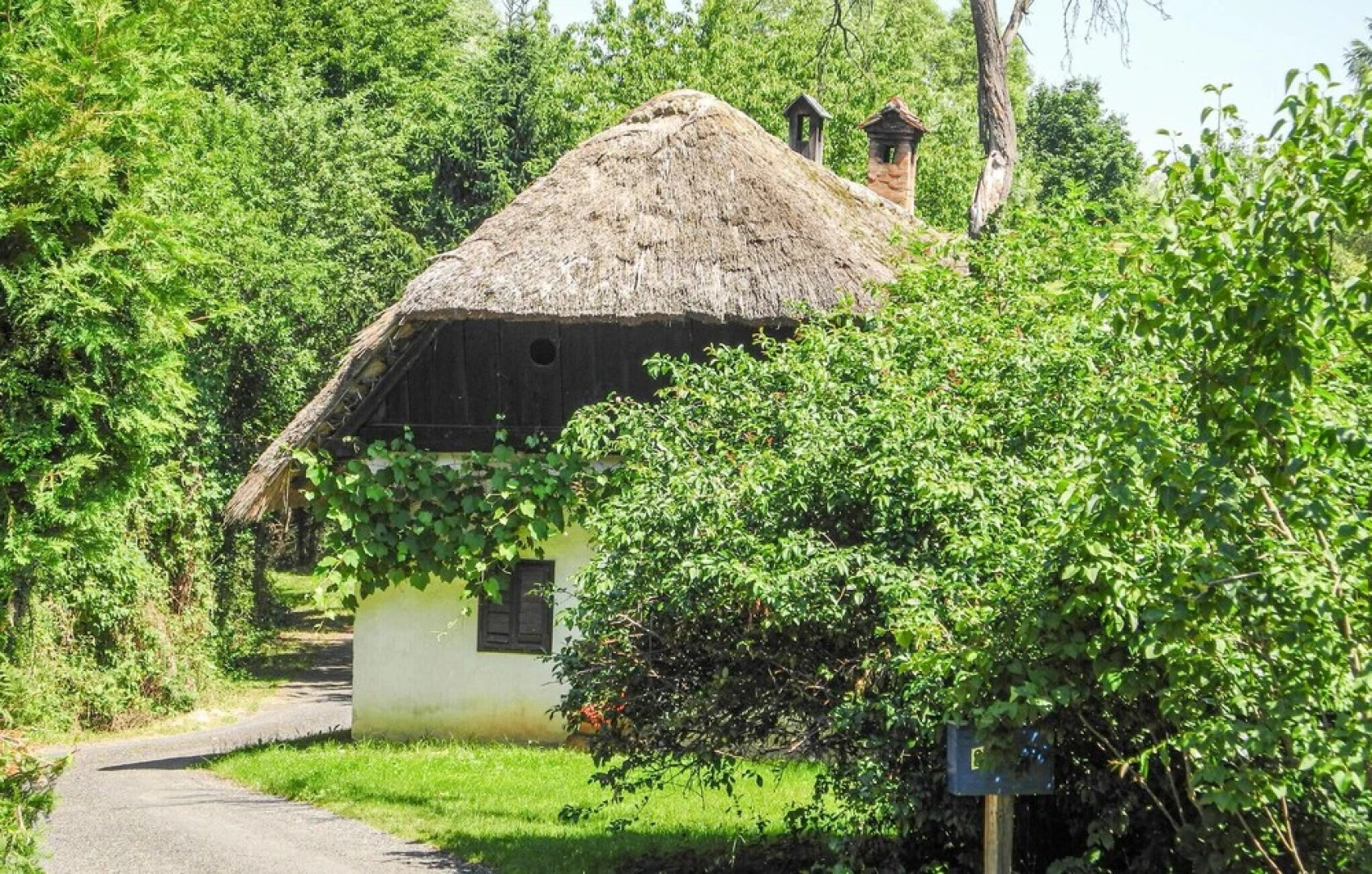 Stunning Home in St. Martin A.d. Raab With 1 Bedrooms