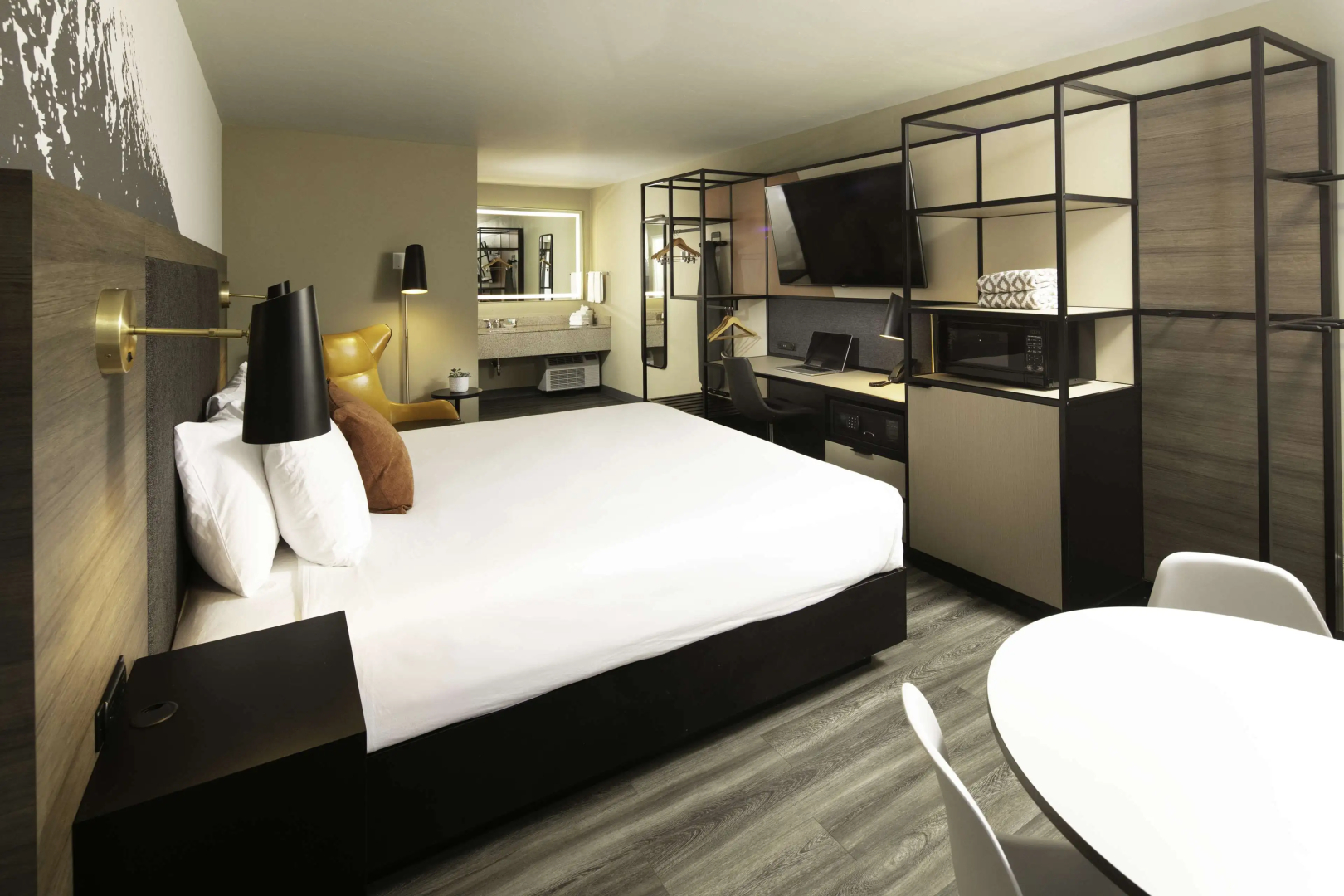 Waypoint Hotel