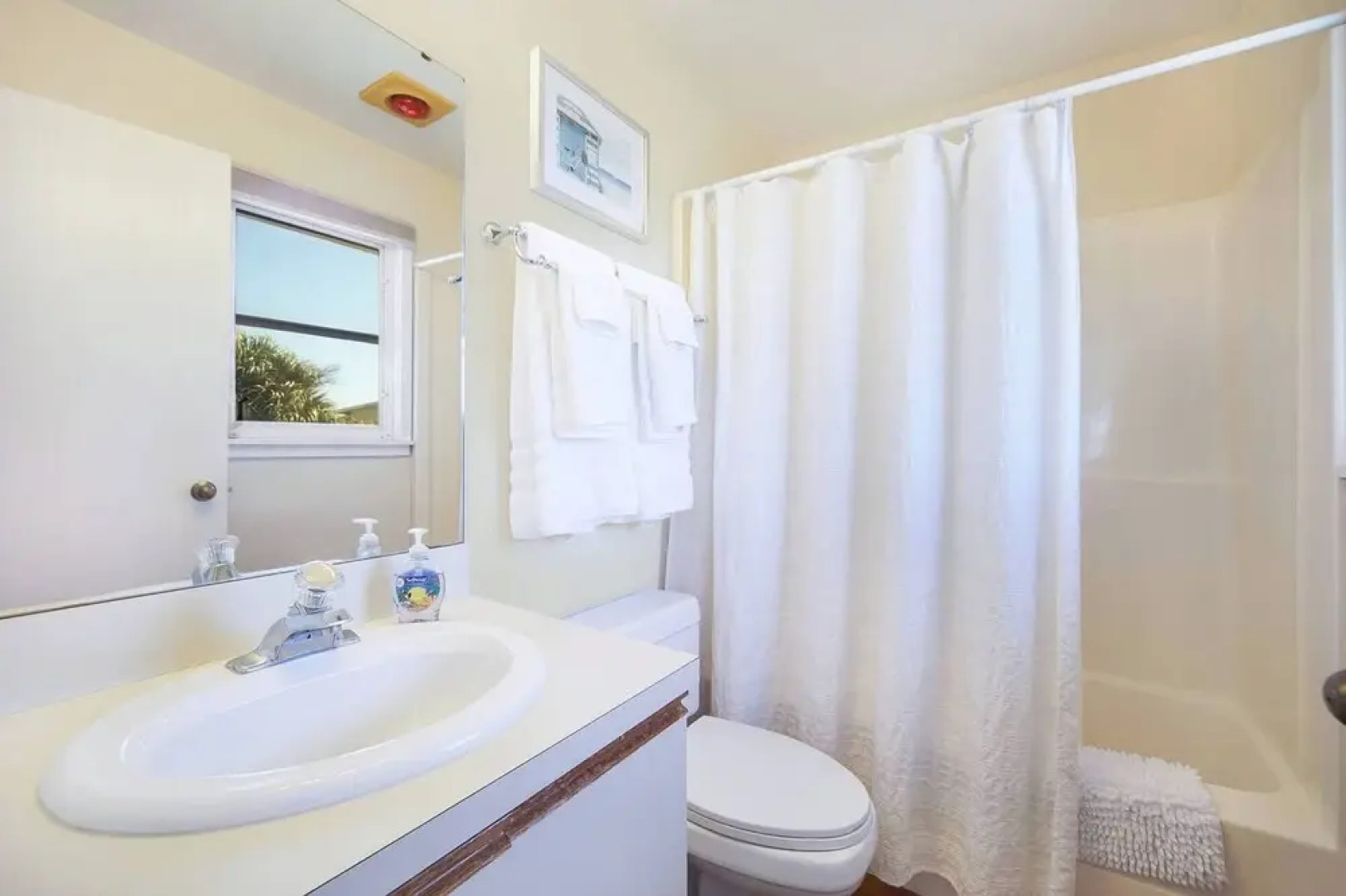 Bay Breezes At Hideaway Bay! Waterfront, Free Kayaks, Golf Cart 2 Bedroom Condo by Redawning