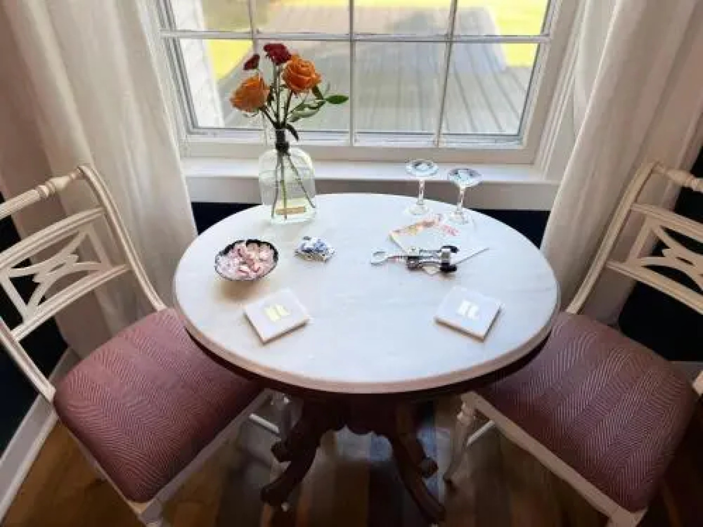 1823 Historic Rose Hill Inn