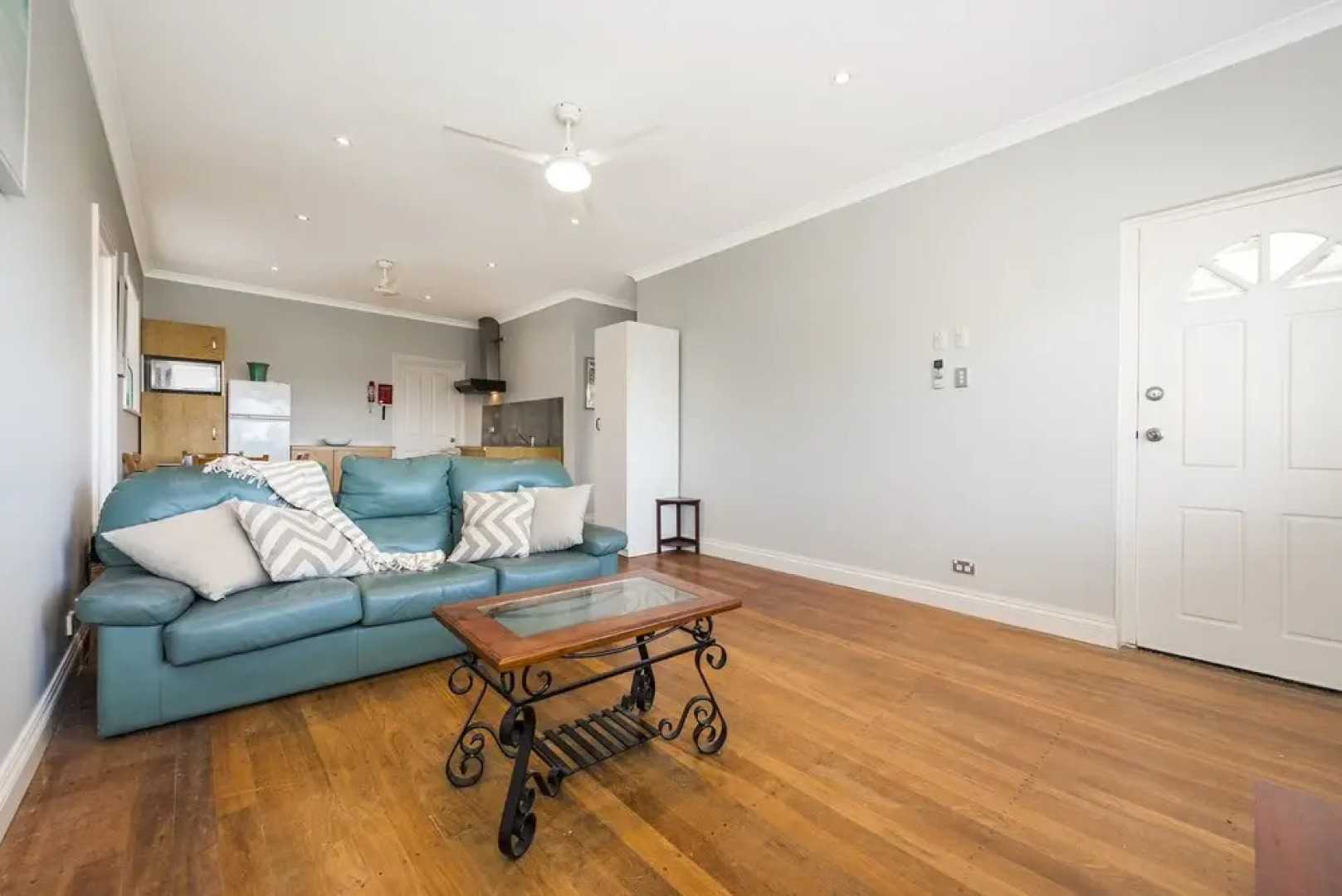 South Side - Feel the Breeze