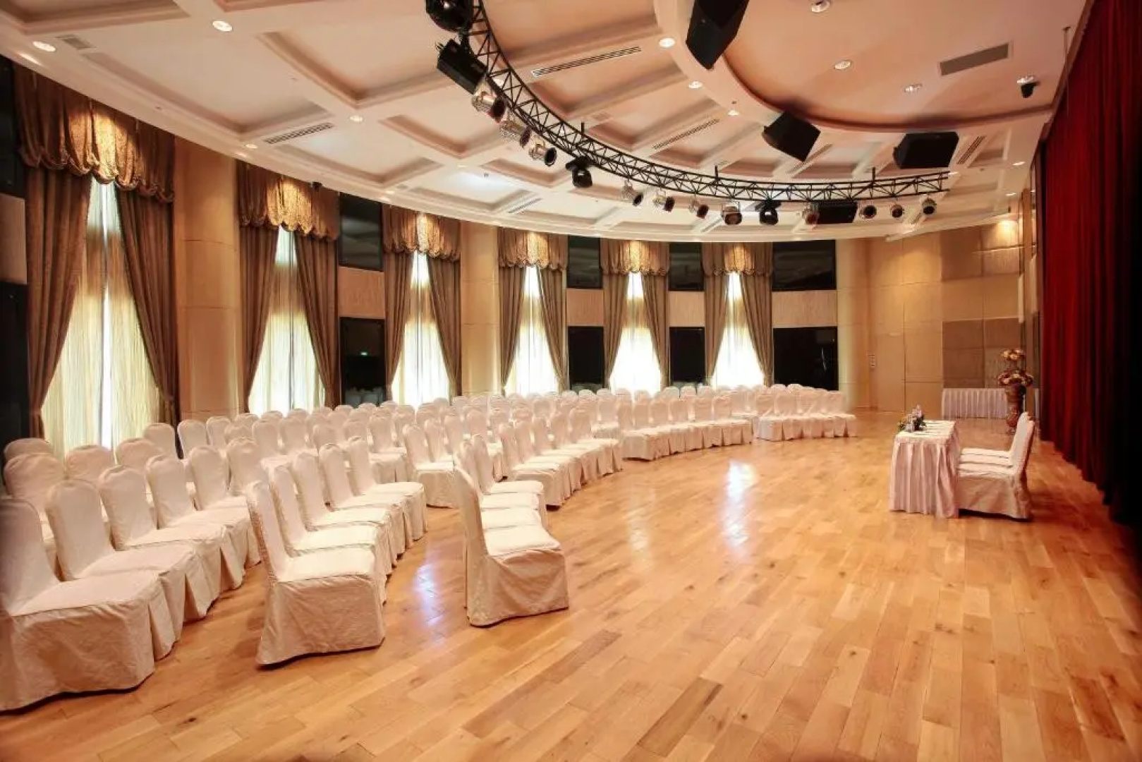 The Hanoi Club Hotel & Residences