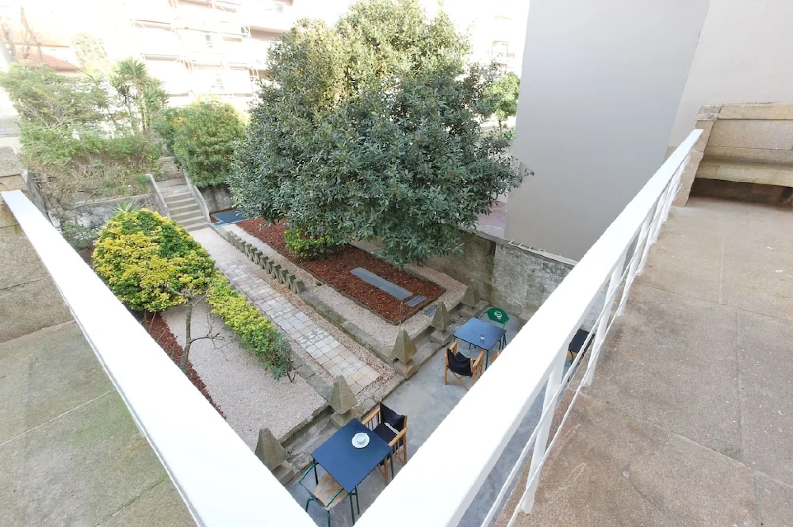 Surfivor Porto Surf Hostel