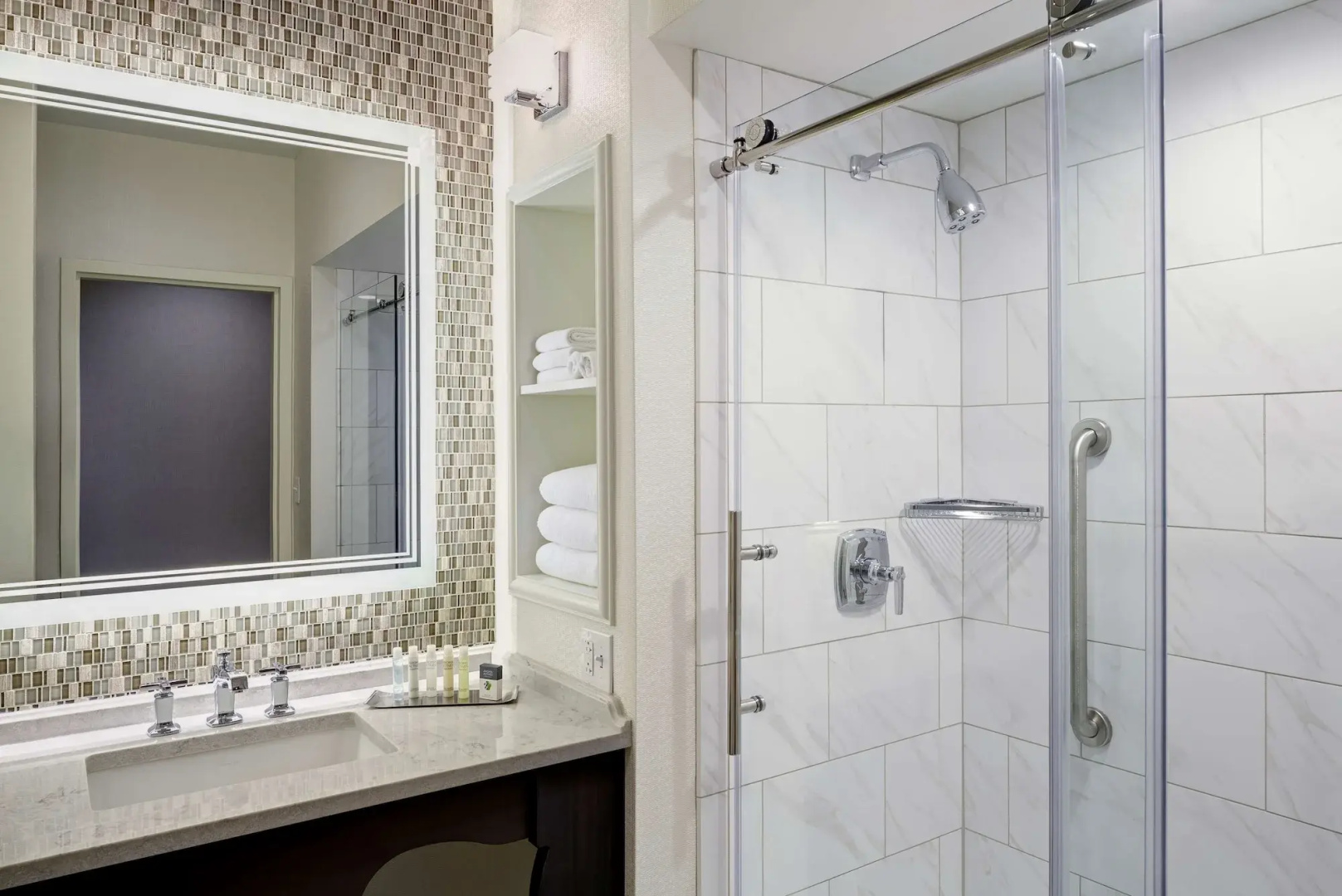 St. Louis Union Station Hotel, Curio Collection by Hilton