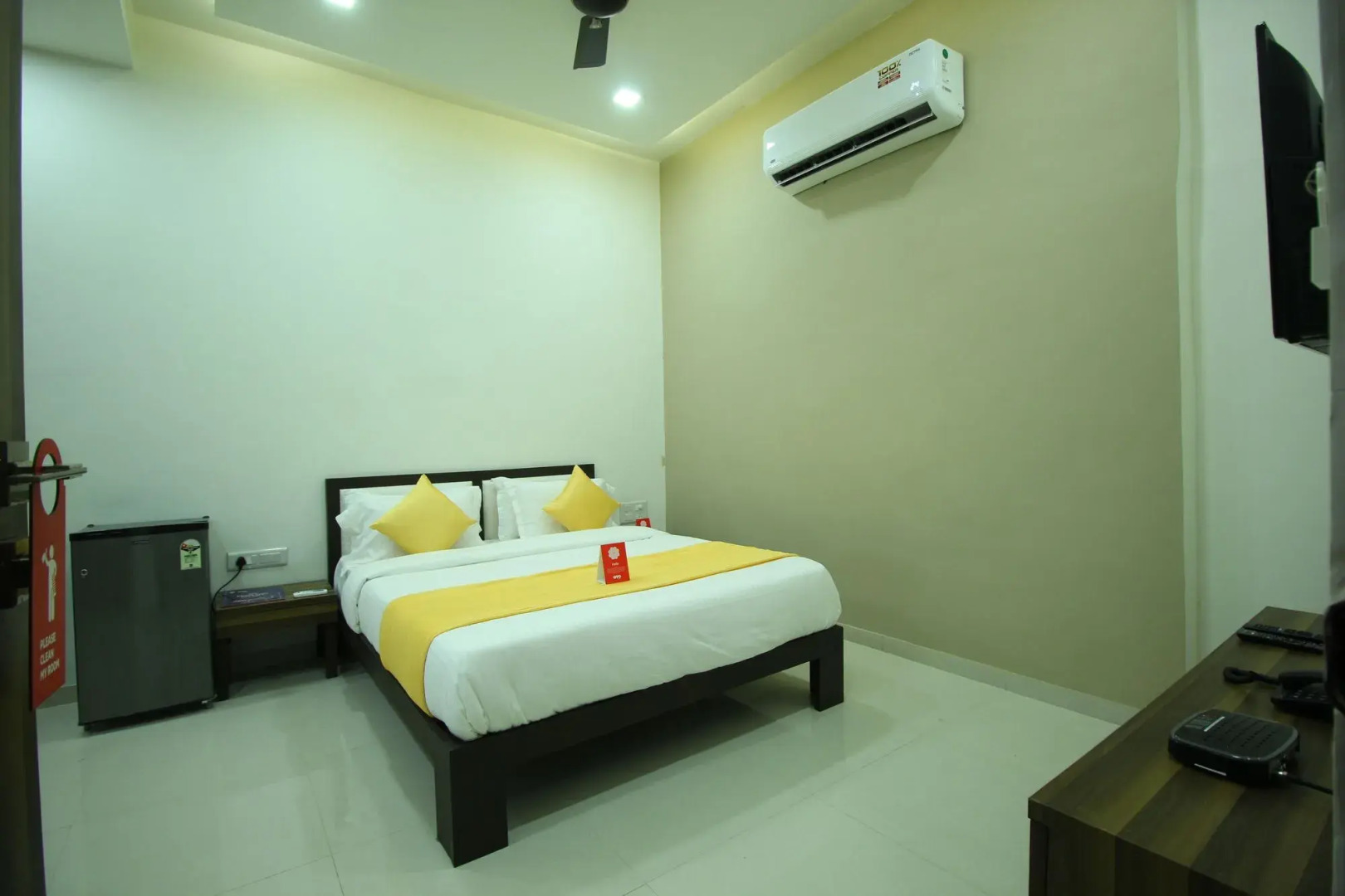 OYO 8993 Hotel Maher Inn