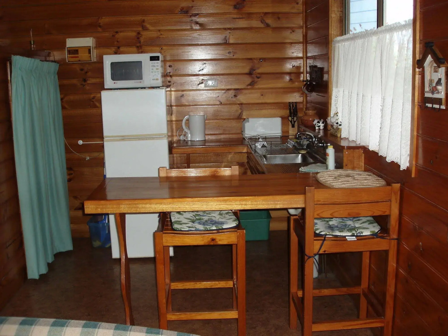 Boat Harbour Garden Cottages
