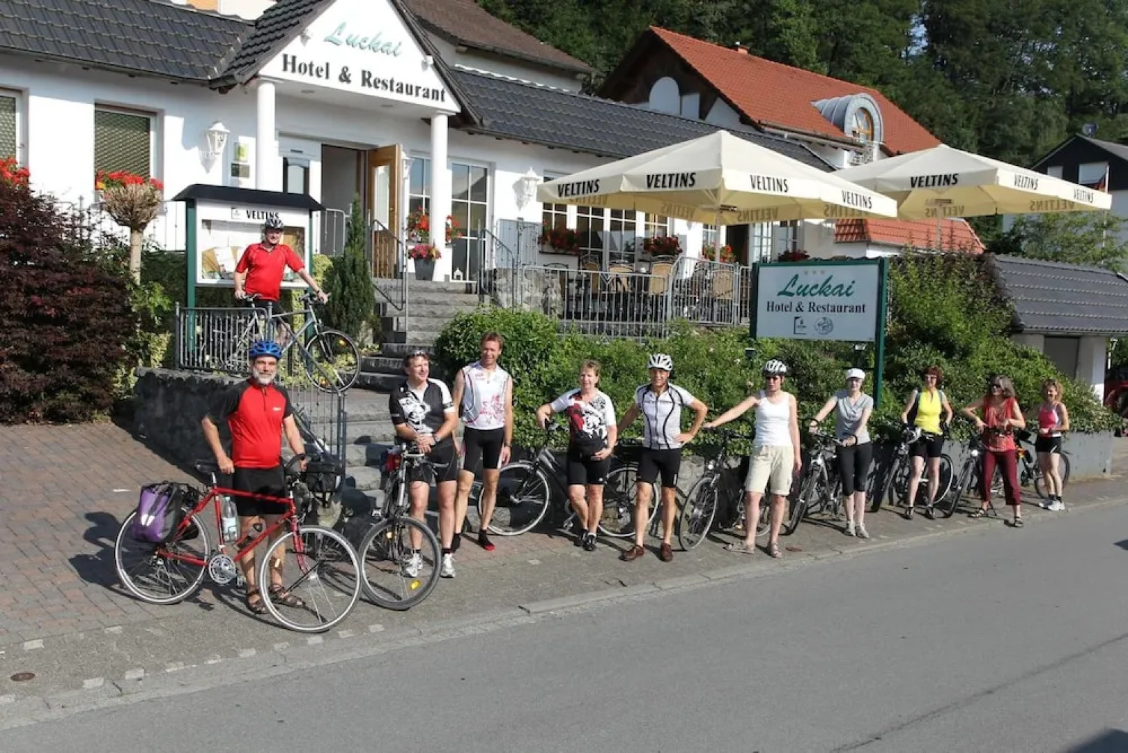 Luckai Hotel Restaurant