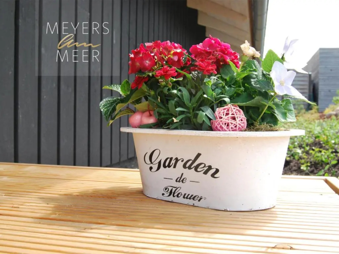 Schwarzes Holzferienhaus mit Sauna in Zierow -- SONNENECK -- 500m zum Ostsee-Strand, 4 - 6 Personen