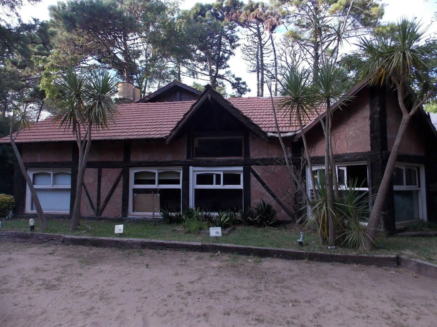 San Remo Villa Corral Apart Hotel
