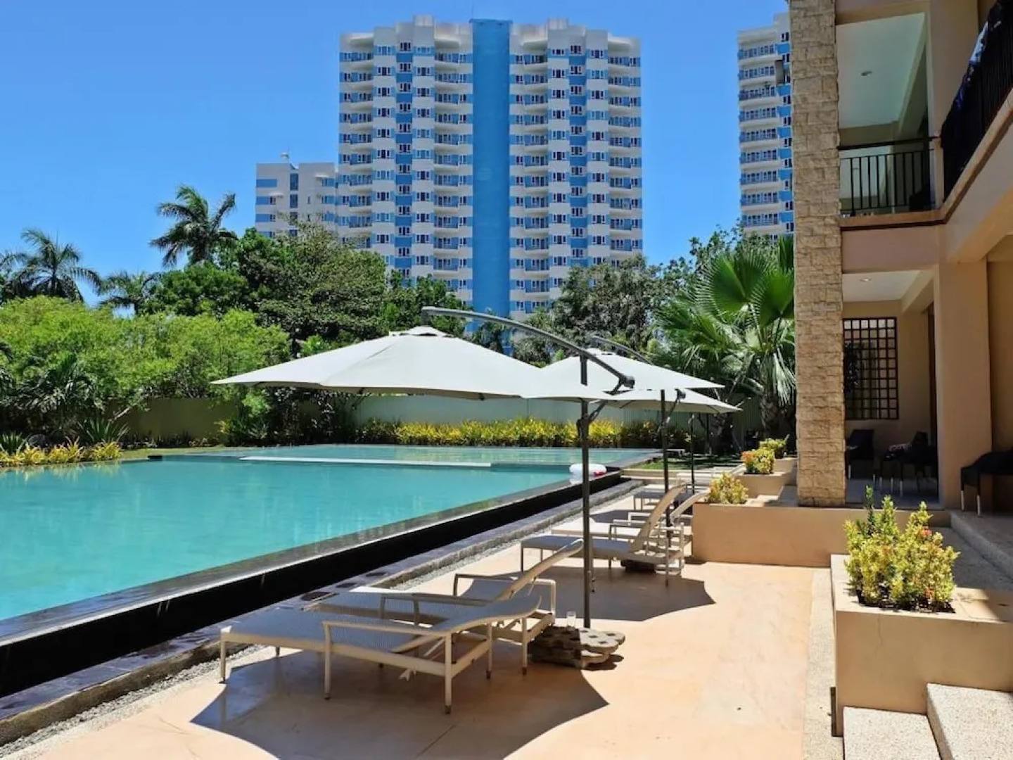 Serviced apartments and Vacation Rentals in Cebu City