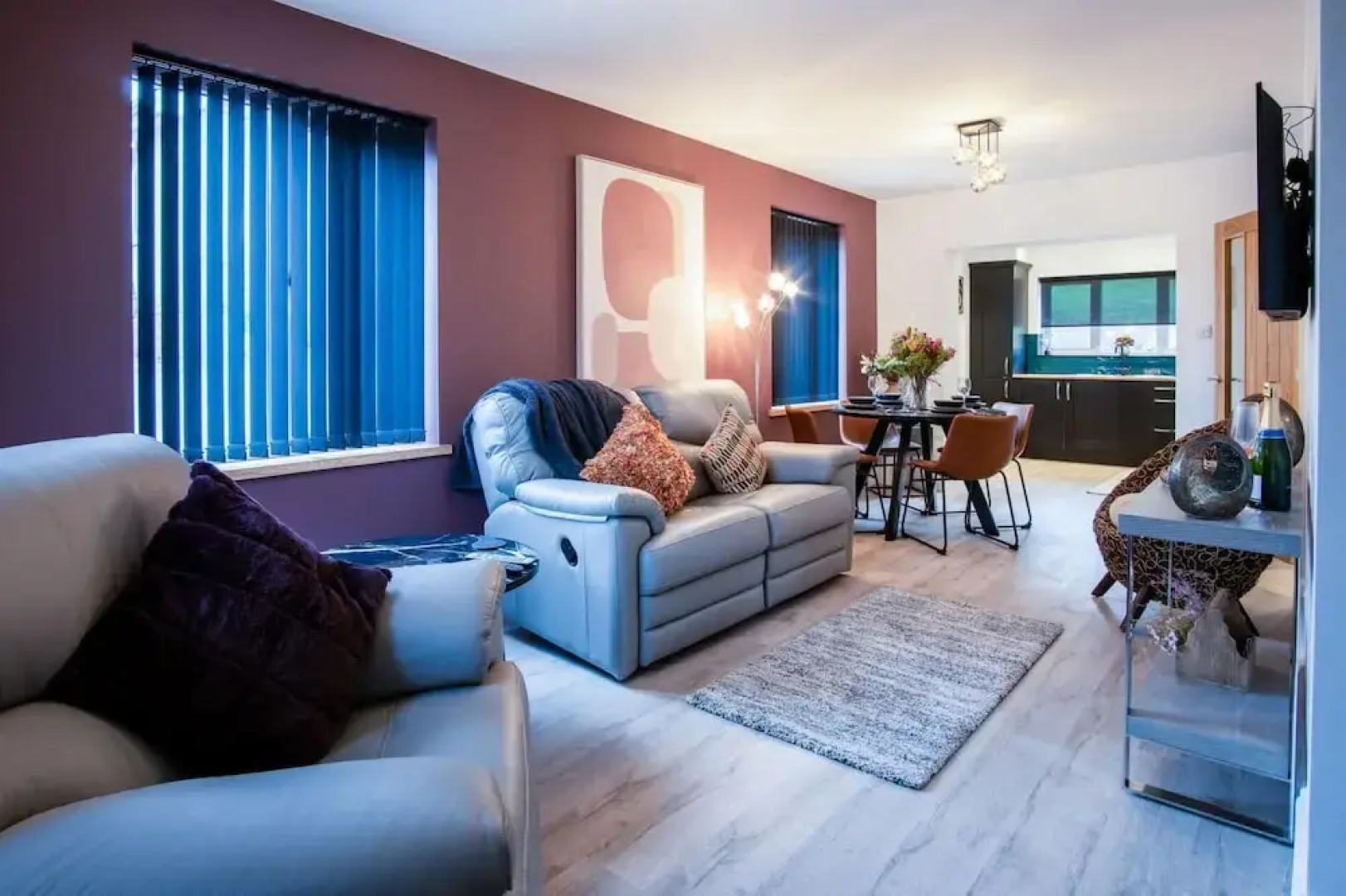 Wiston Street - 2 Bedroom Holiday Home - Pembroke