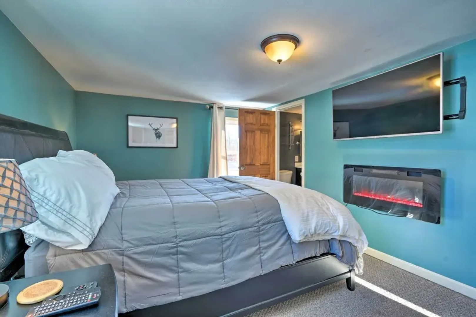 Lake Chautauqua Home < 1/2 Mile to Town & Water