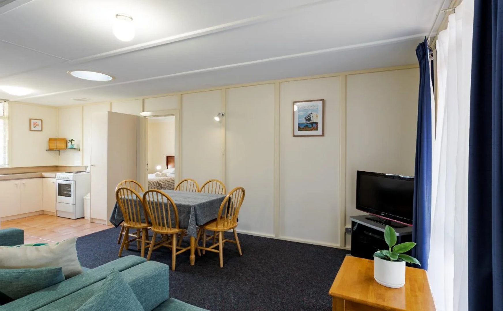 Park Avenue Holiday Units