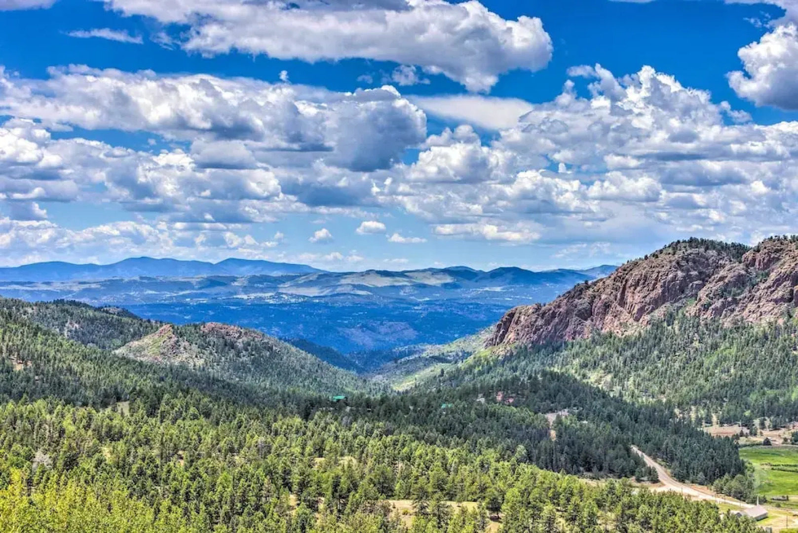 Hot Tub & Mtn View: Cripple Creek Retreat!