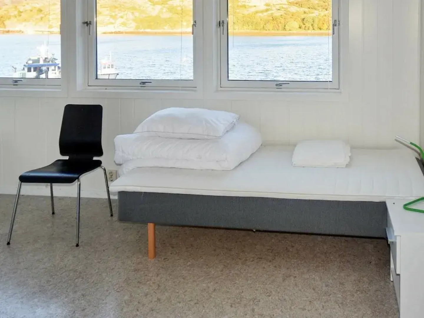 8 Person Holiday Home in Oksvoll