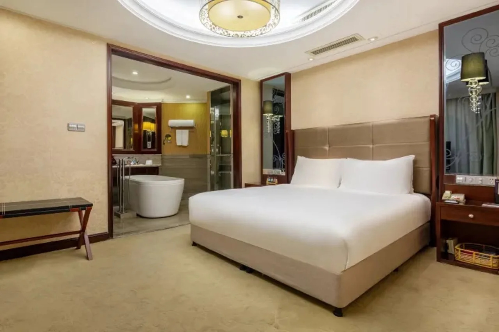 S & N Hotel Grand Chaohu