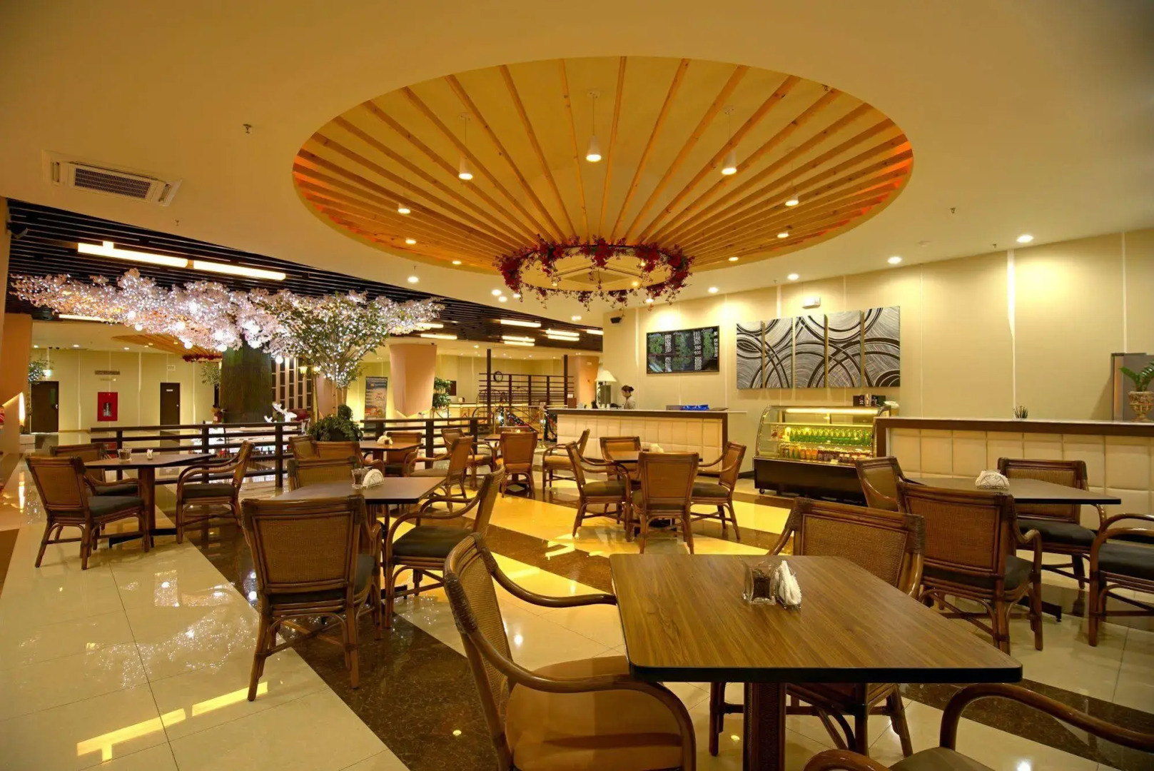 Xenia Hotel Clark - Multi Use Hotel