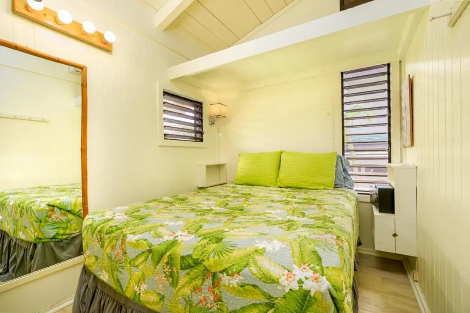 Pali Kai Cottage 17 A, Ocean Bluff, Nawiliwili